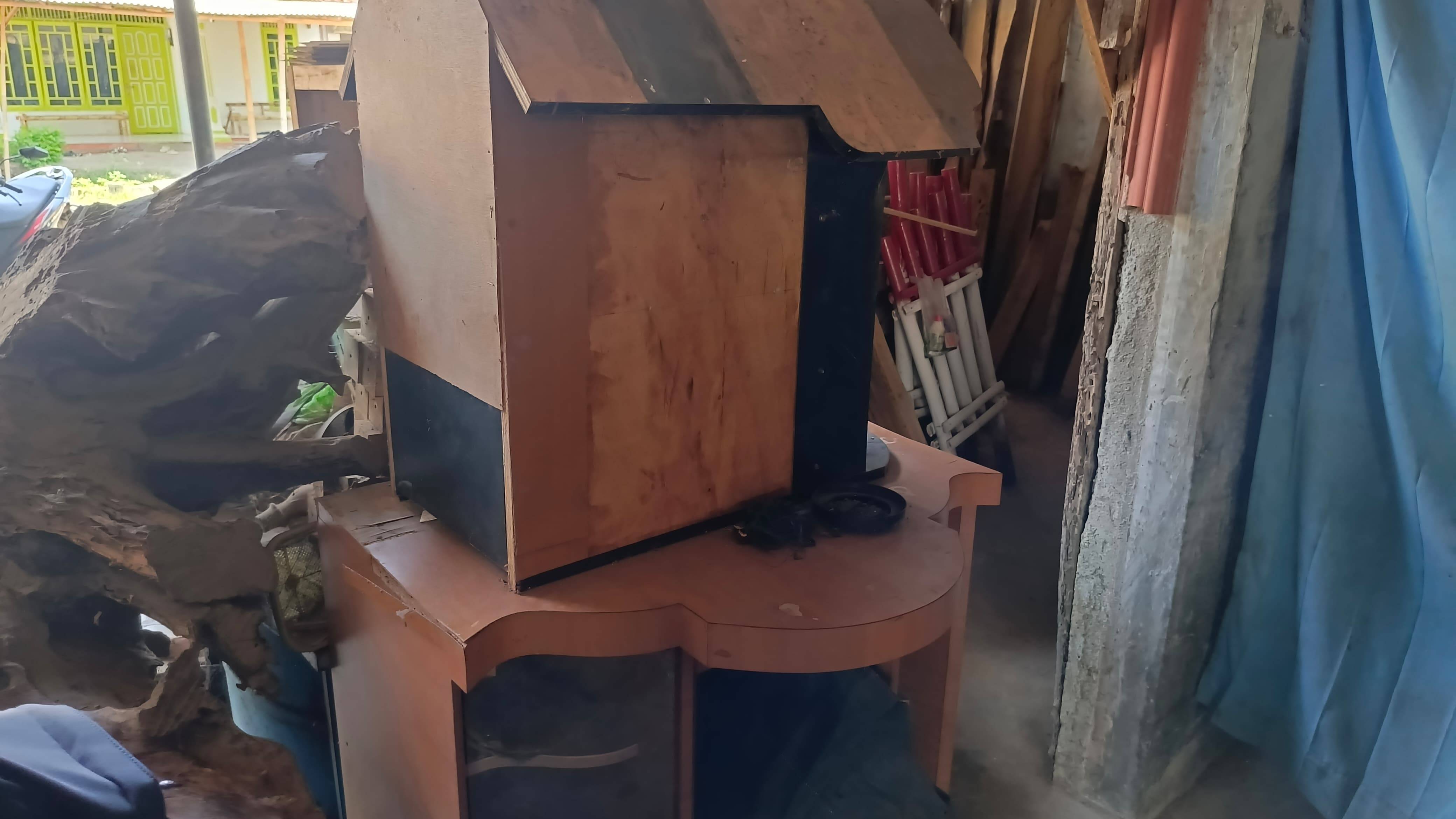 FURNITURE MEJA KURSI DLL